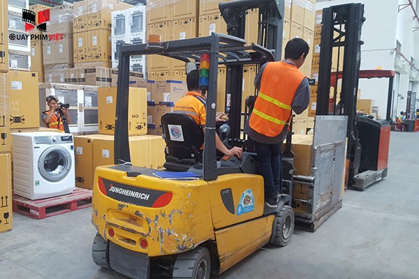 Quay phim tự giới thiệu ITL