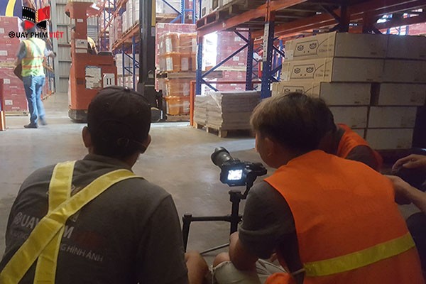 quay phim giới thiệu nhà máy