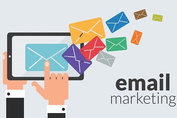 quảng cáo email