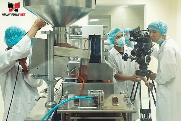 quay nhà máy sản xuất