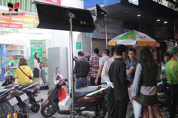 Công ty sản xuất phim tự giới thiệu